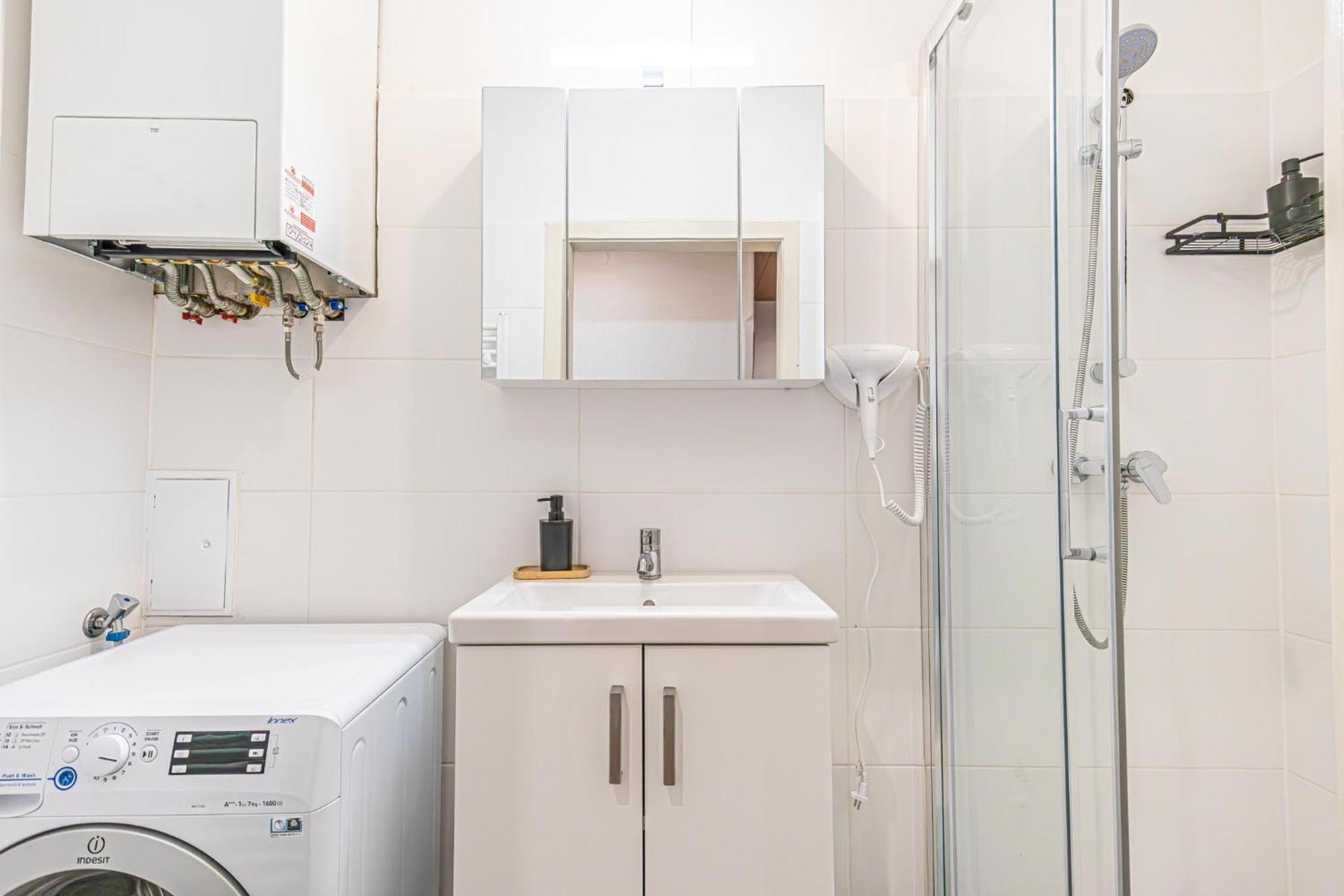 Desirable 2Br - Bookable For Longstays In Lockdown B Vienna Esterno foto